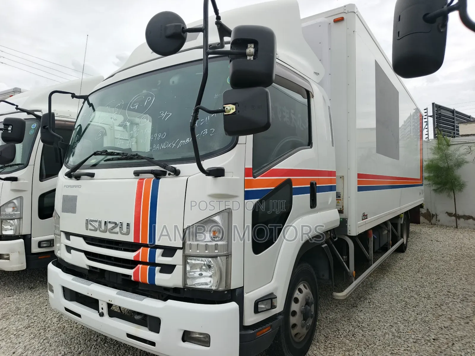 Isuzu Forward 2019 White