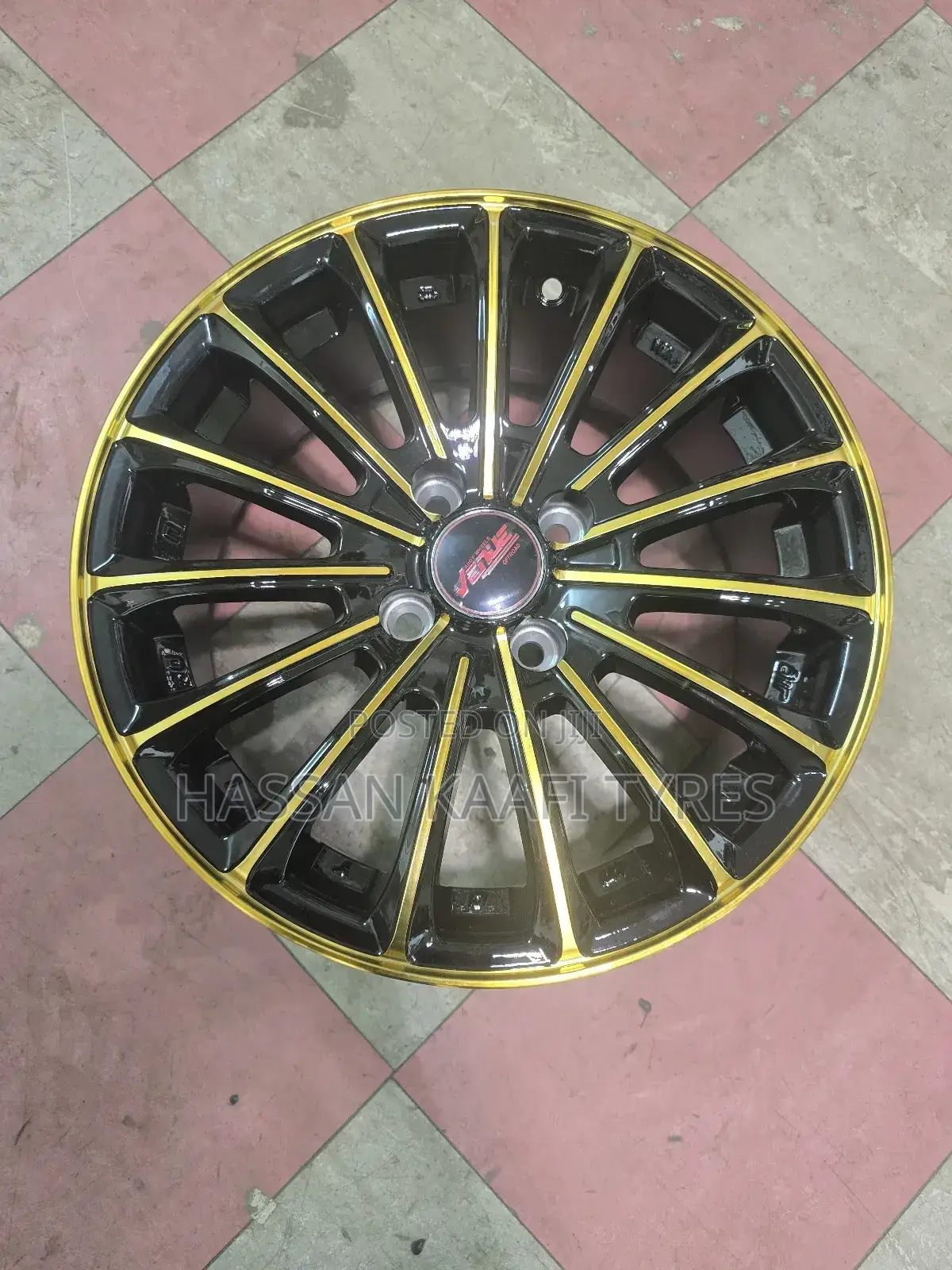 Rim Saze 15 4/100