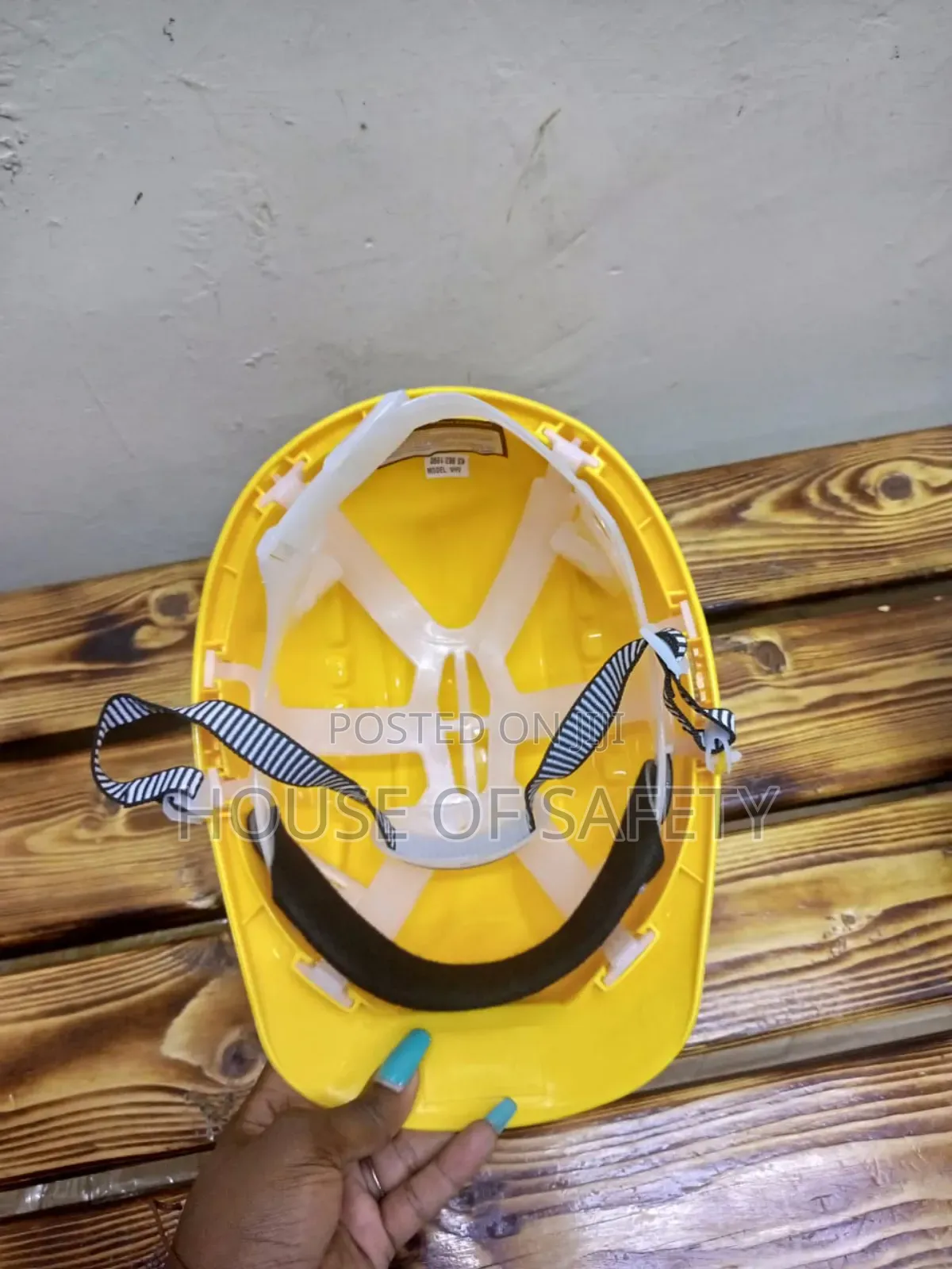 Yellow With Strap Vaultex En Standard Helmet