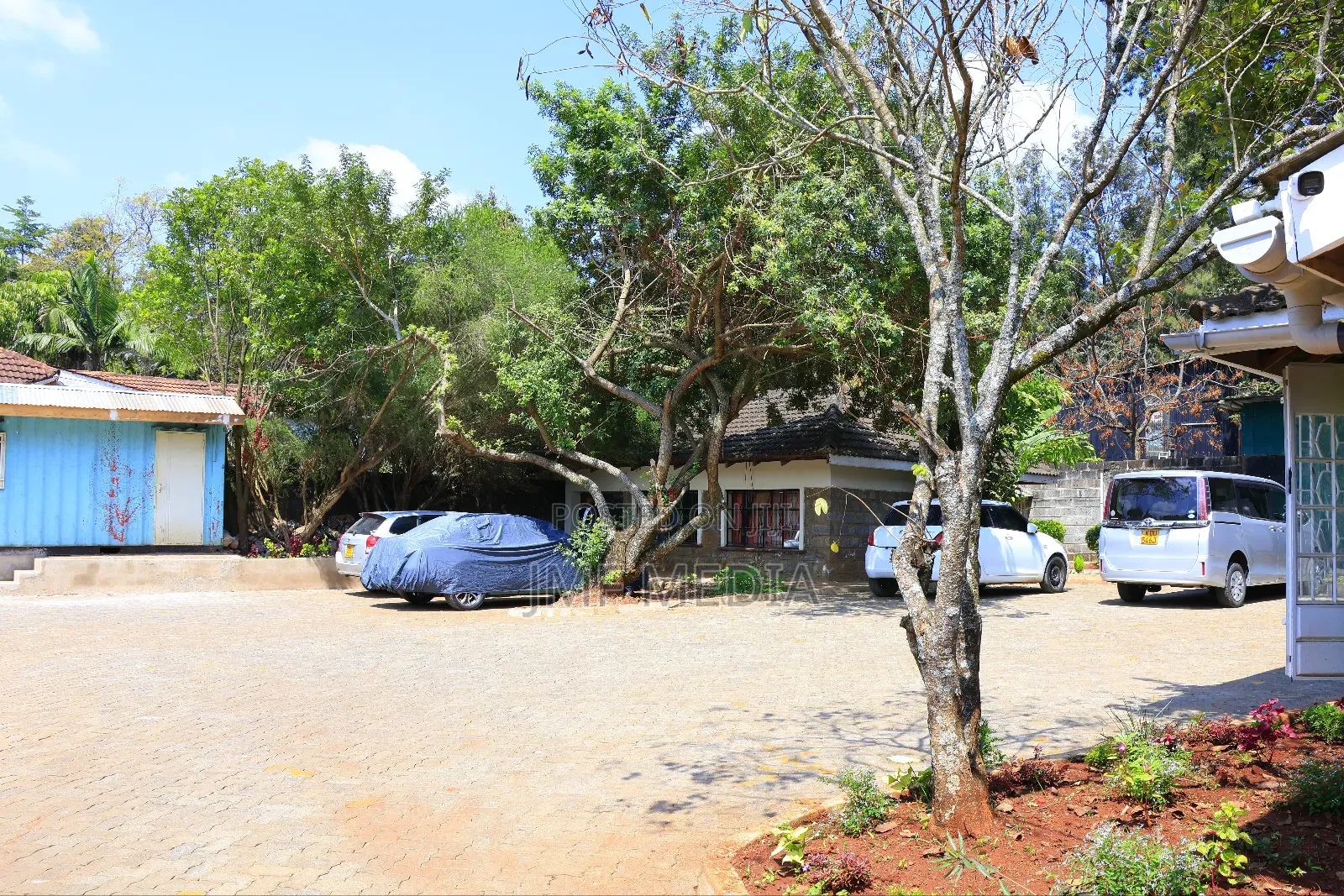 Quiet Serene Office in Garden Estate – Limited Units Left