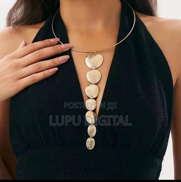 Fringe Collar Necklaces - thumbnail 5