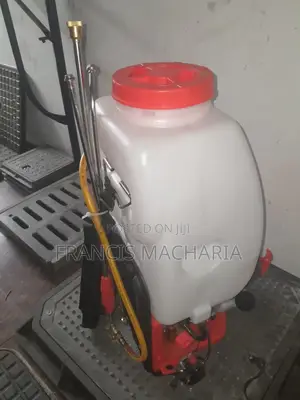 Kknapsack Sprayer Engine Powered