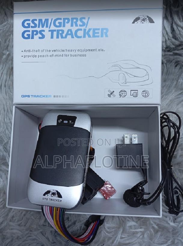 303fg Now Available Real-Time Tracking Car Tracker - main view