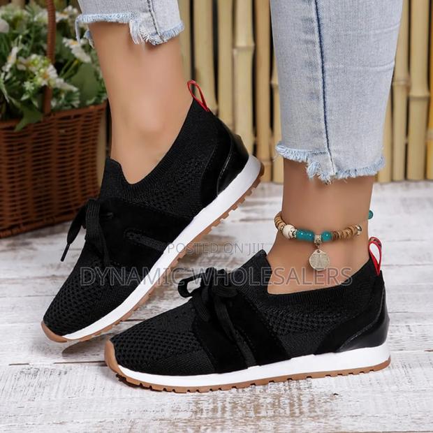 Ladies Fancy Sneakers* *Sizes 37,