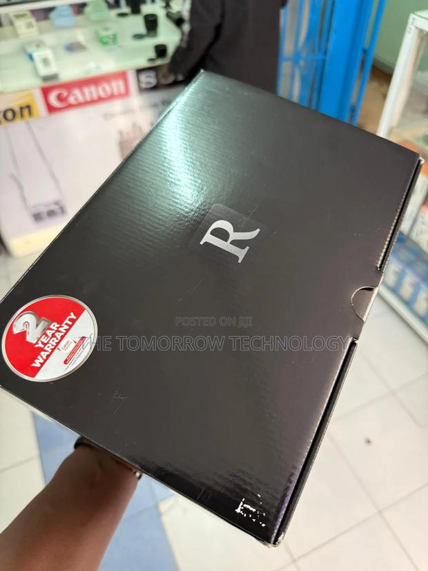 Canon Eos R7 With Rf 18-150mm Lens - thumbnail 2