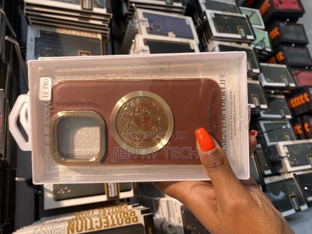 Bytred Custom Cover Versace Logo for iPhone 14 - main view