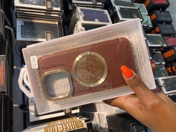 Bytred Custom Cover Versace Logo for iPhone 14 - thumbnail 2