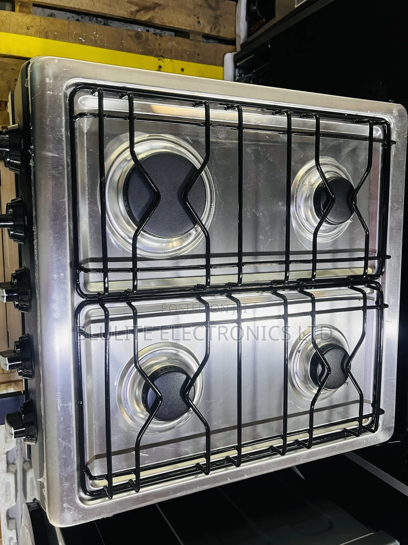 Global Star 4-Burner Gas Cooker and Oven