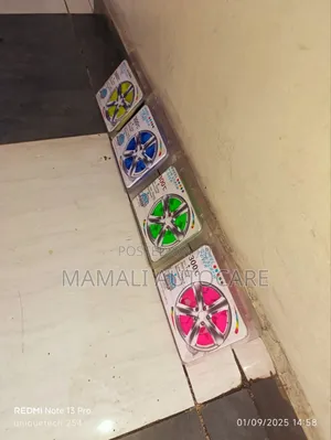 Car Wheel Hub Screw Nut Covers( Blue, Pink, Yellow Green )Universal