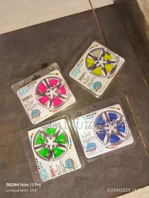Car Hub Screw Nut Cover Set Universal Fit (Blue Pink Yellow Green)