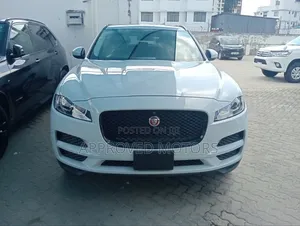 Jaguar F-Pace 2018 White
