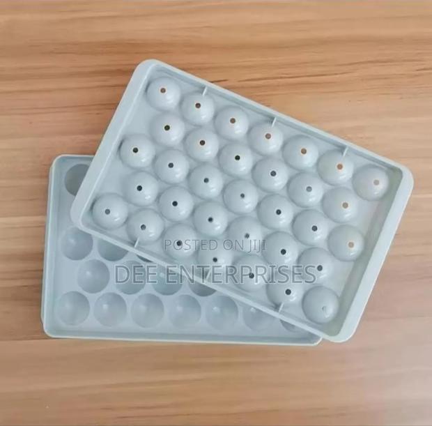 Ice Cube Ball Maker - thumbnail 2