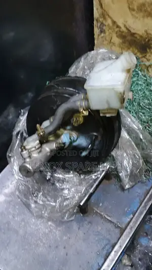 5l 7l E25 Zd30 Complete Brake Booster