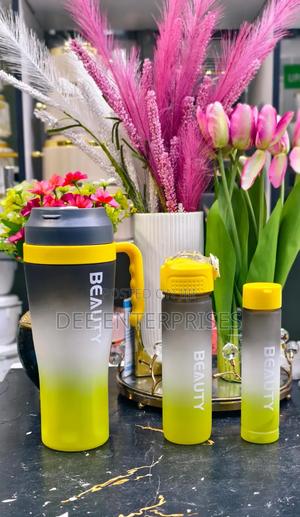 3 In1 Beauty Water Bottle - thumbnail 2