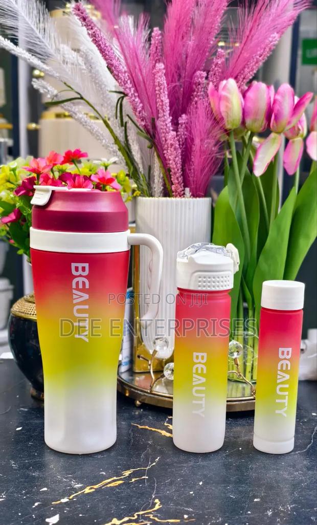3 In1 Beauty Water Bottle - thumbnail 3