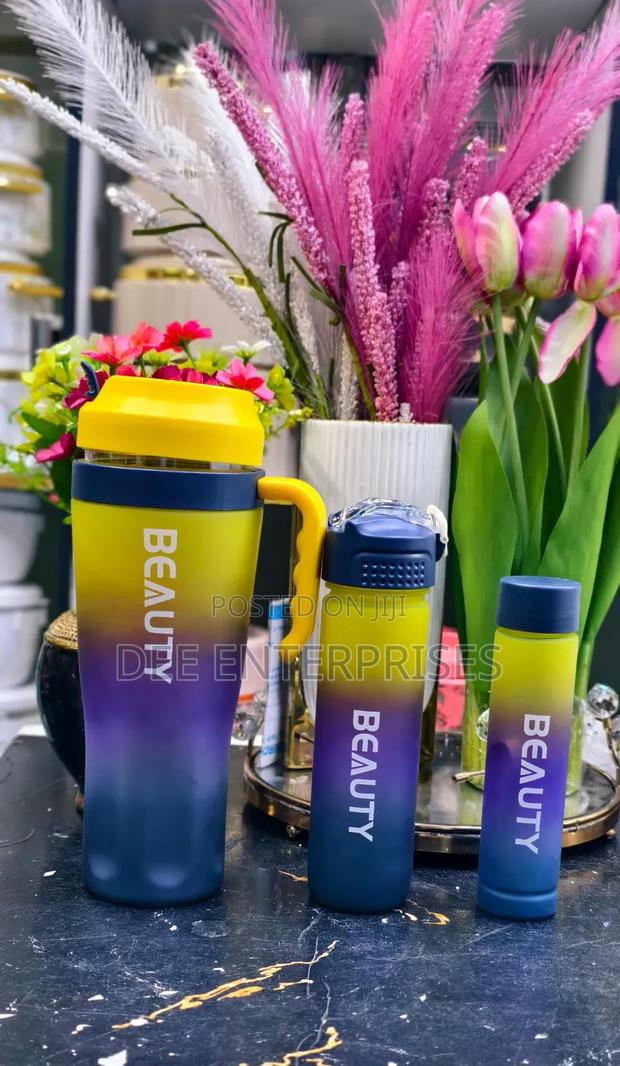 3 In1 Beauty Water Bottle - thumbnail 5