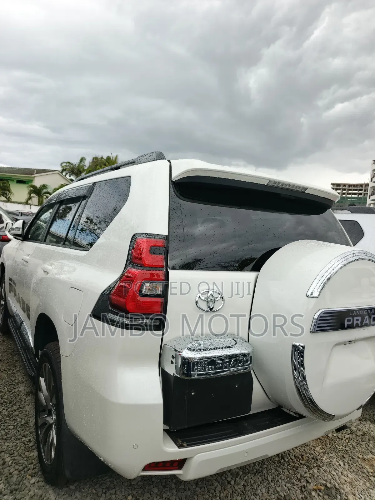 Toyota Land Cruiser Prado 2.8 2022 White