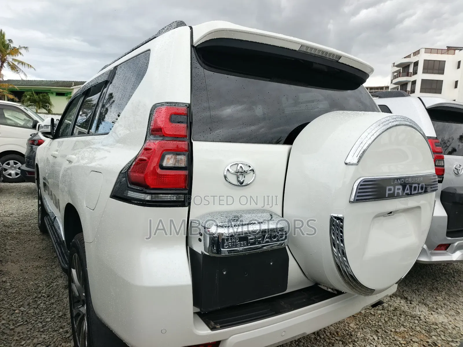 Toyota Land Cruiser Prado 2.8 2022 White