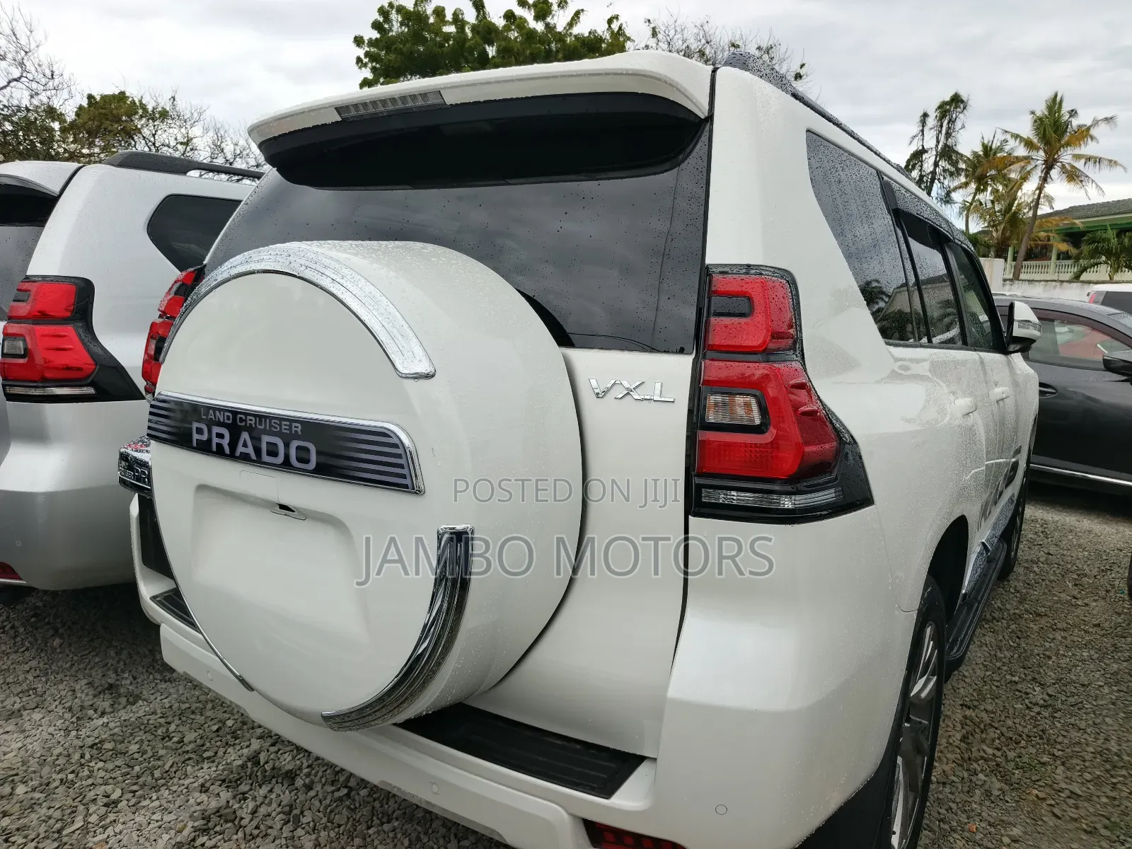 Toyota Land Cruiser Prado 2.8 2022 White