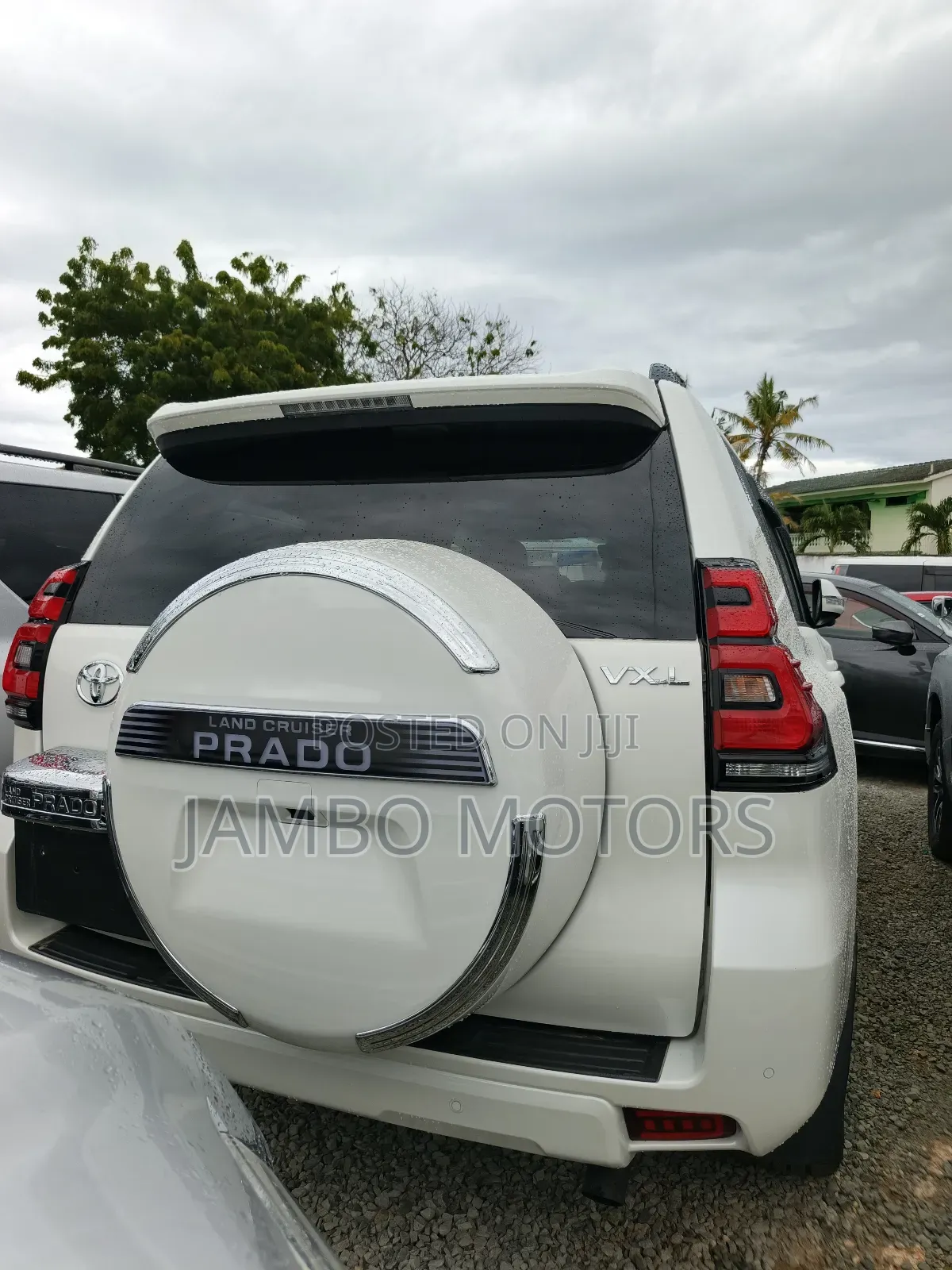 Toyota Land Cruiser Prado 2.8 2022 White