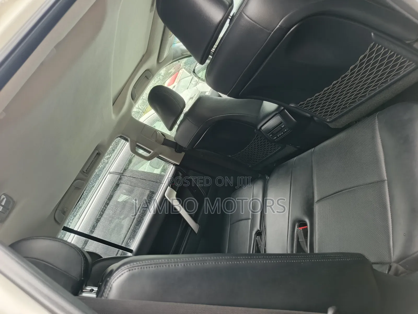 Toyota Land Cruiser Prado 2.8 2022 White
