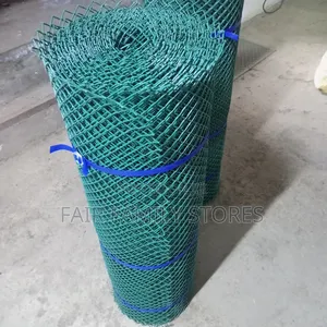 Chicken Plastic Mesh 25 Meters Roll