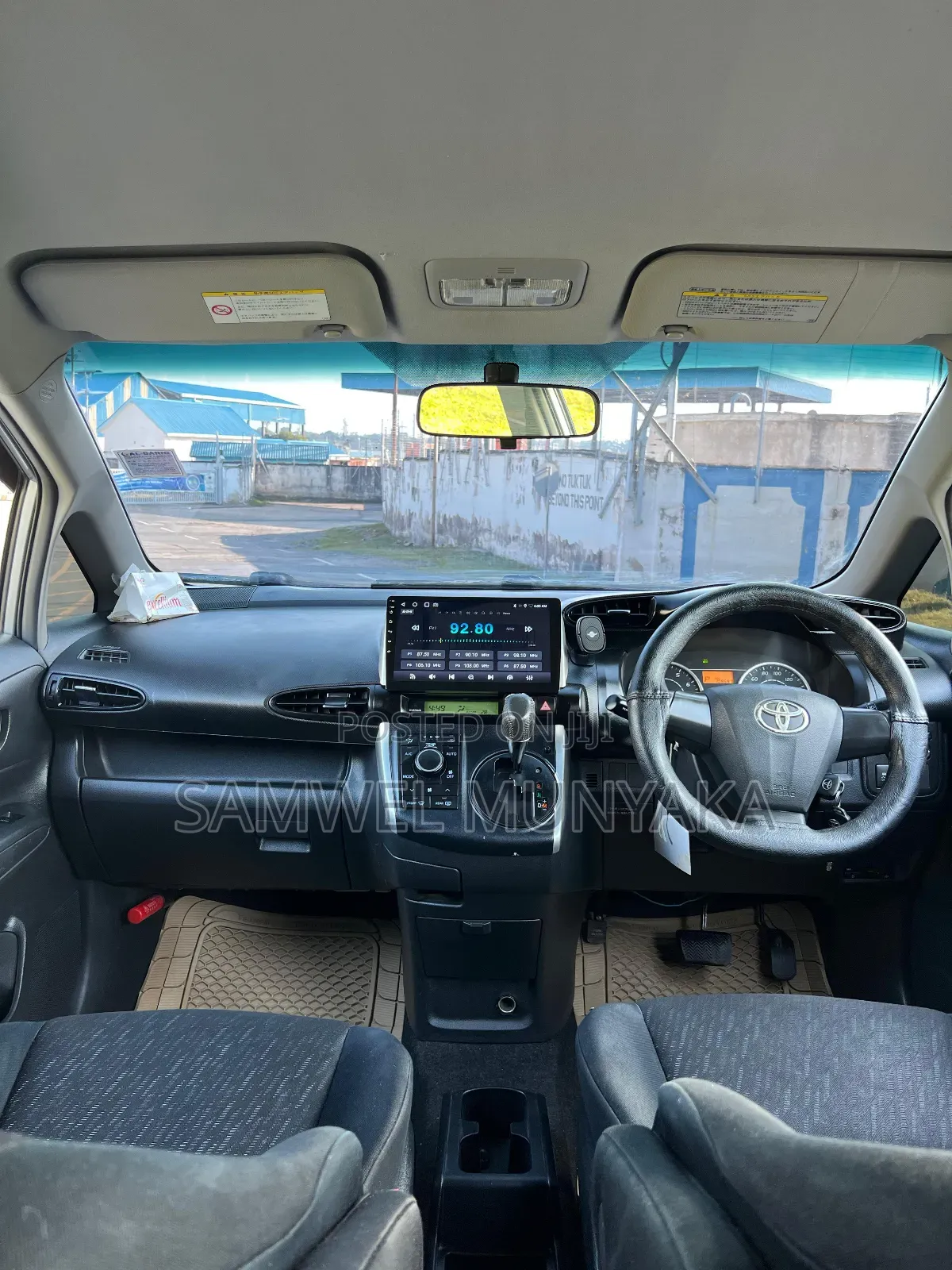 Toyota Wish 2012 Silver