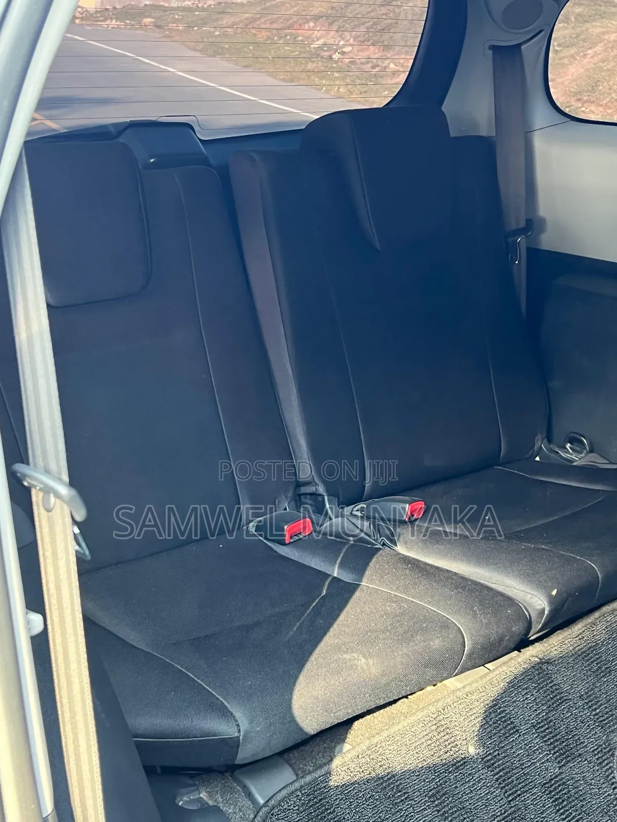 Toyota Wish 2012 Silver