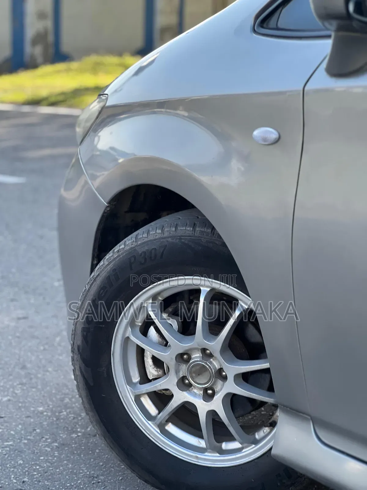 Toyota Wish 2012 Silver