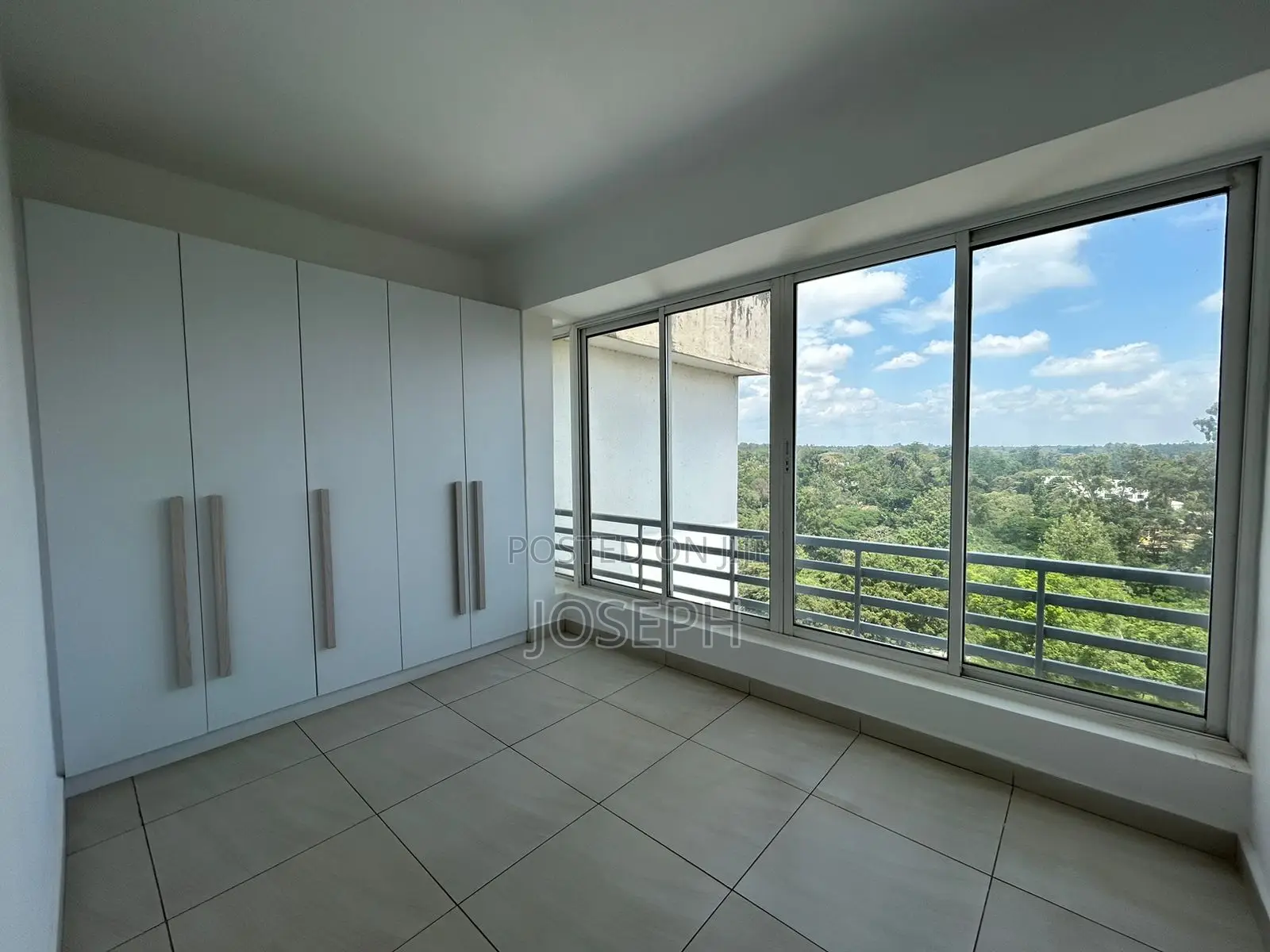 3bdrm Apartment in Parklands for rent