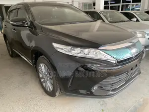 Toyota Harrier 2.0 2018 Black