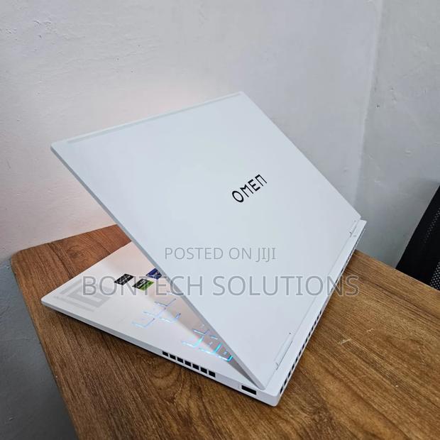 Laptop HP Omen 16 32GB Intel Core I9 SSD 1T - thumbnail 3