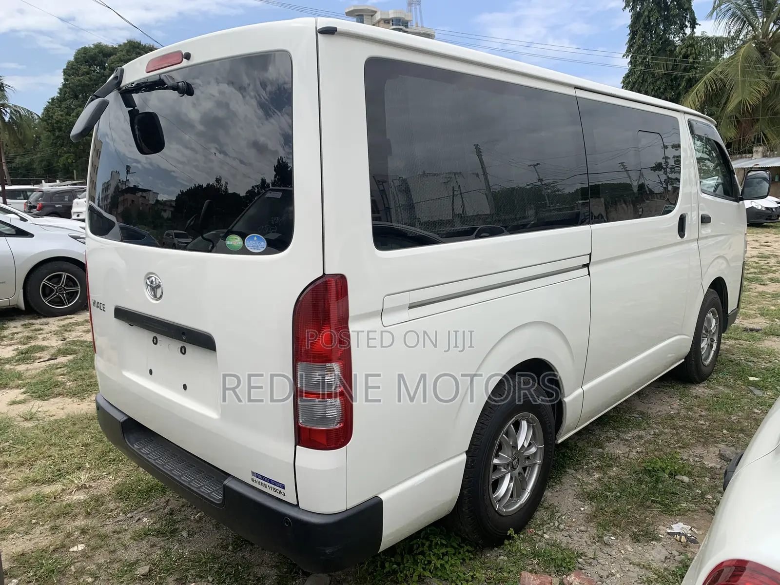 Toyota HiAce 2018 Off white
