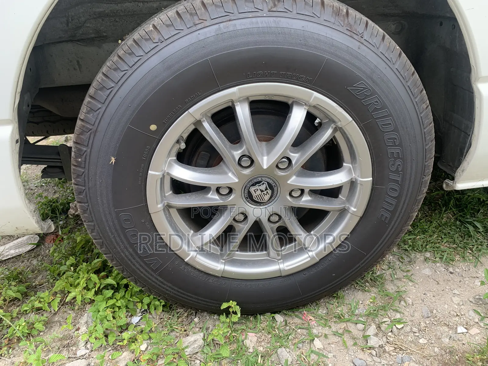 Toyota HiAce 2018 Off white