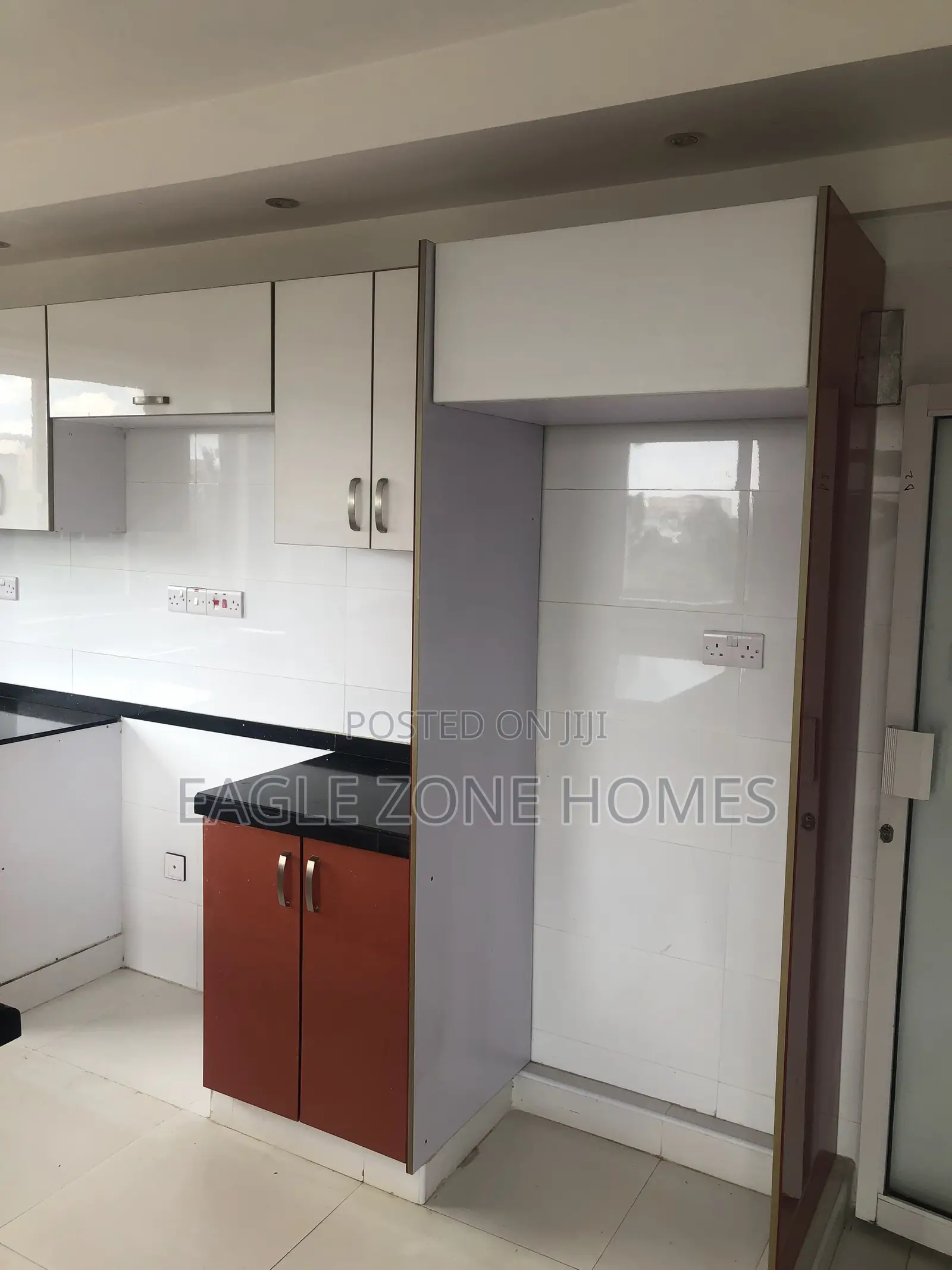 3bdrm Apartment in Rhapta Road for rent