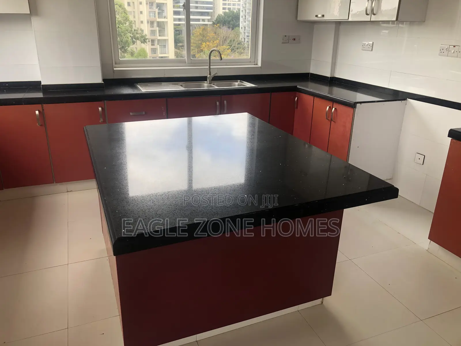 3bdrm Apartment in Rhapta Road for rent