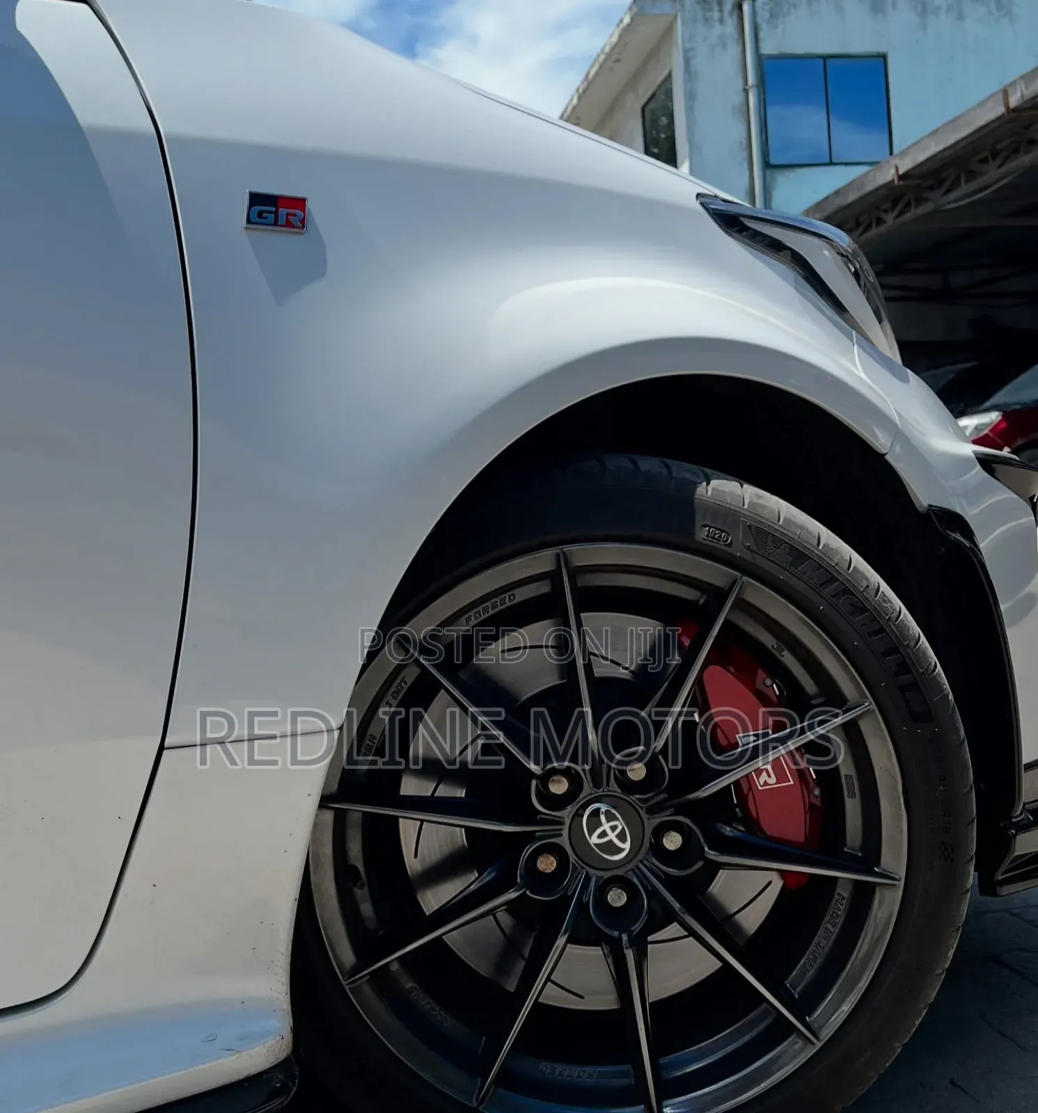 Toyota Yaris L Hatchback 5dr 2018 White