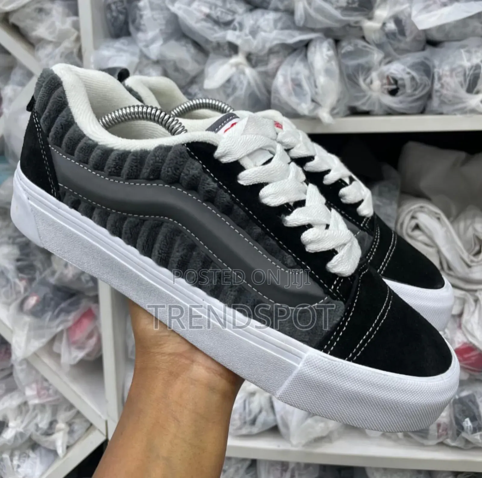 Knu Skool
Size 38_45