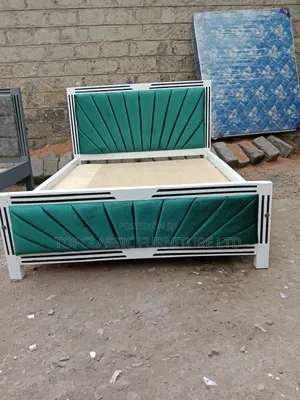 Green Bed 5x6 Chester Mocket