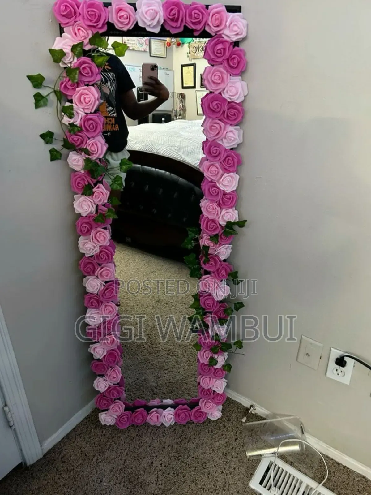 Selling Flower Mirror at 4500