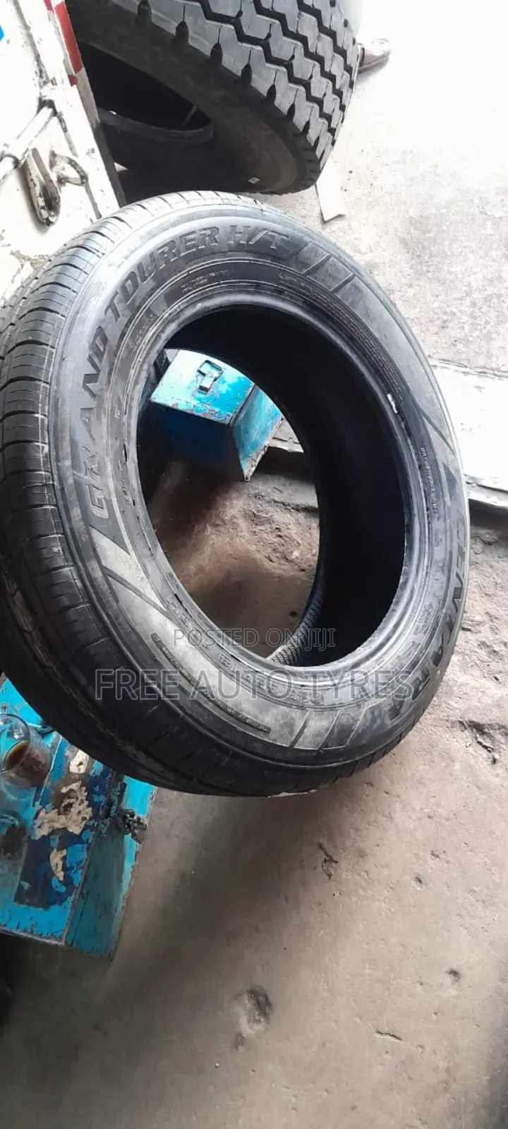 235/65r18 Centara