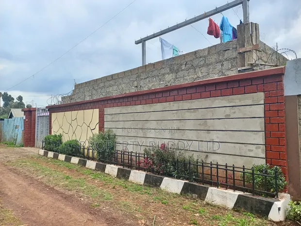 8bdrm Apartment in Kikuyu for sale