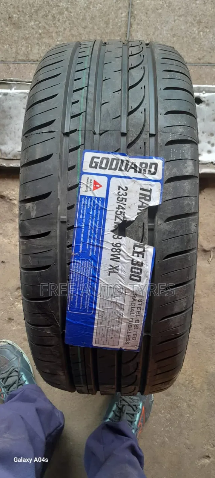 235/45r18 Goddard