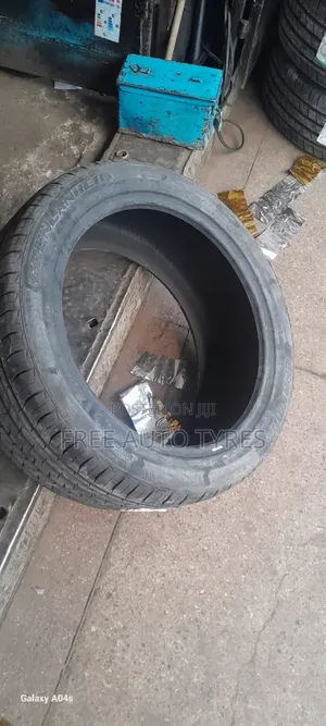 295/40r21 Grenlander