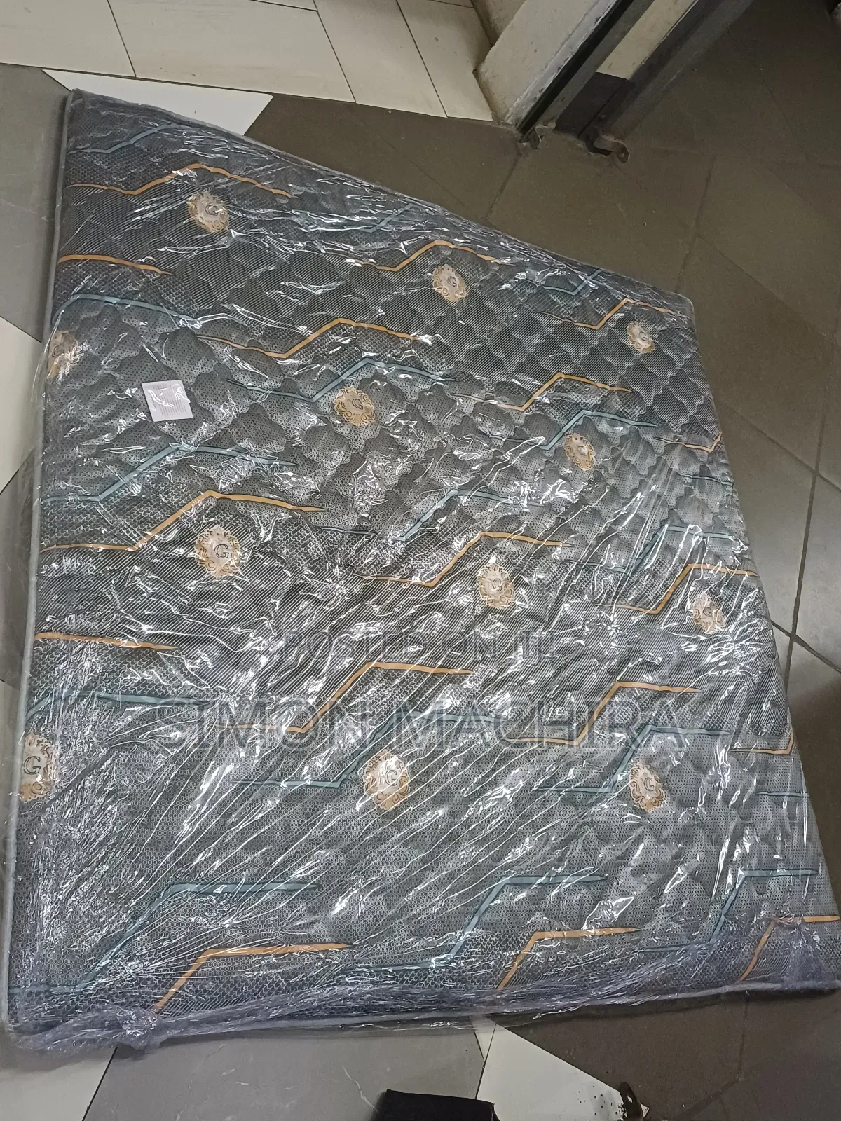 Queen Size Foam Mattress Topper 6*6