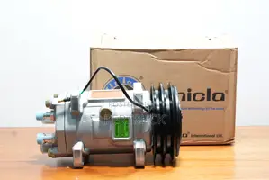 Unicla Up170(21002-10415) 107899 Ac Compressor for Truck Tractor(R134a