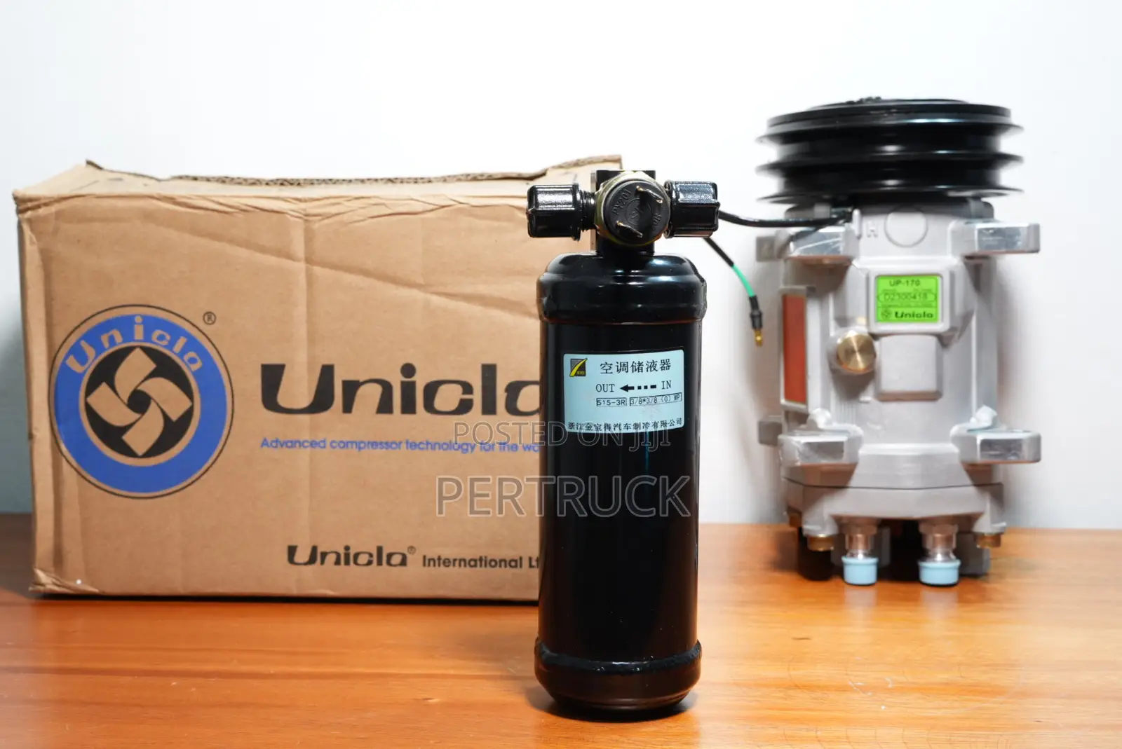 Unicla Up170(21002-10415) 107899 Ac Compressor for Truck Tractor(R134a