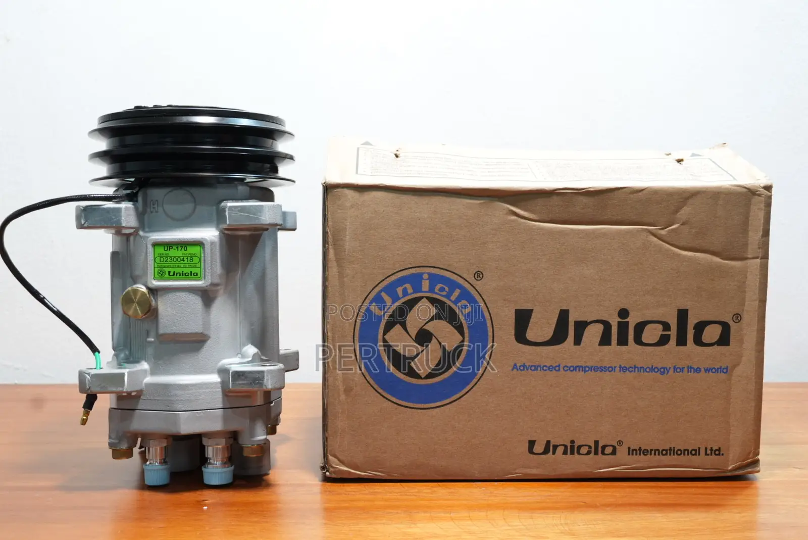 Unicla Up170(21002-10415) 107899 Ac Compressor for Truck Tractor(R134a
