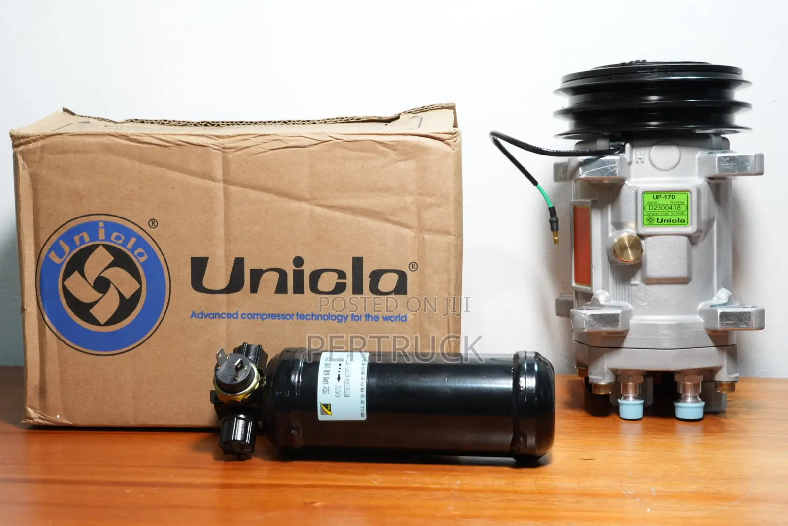 Unicla Up170(21002-10415) 107899 Ac Compressor for Truck Tractor(R134a