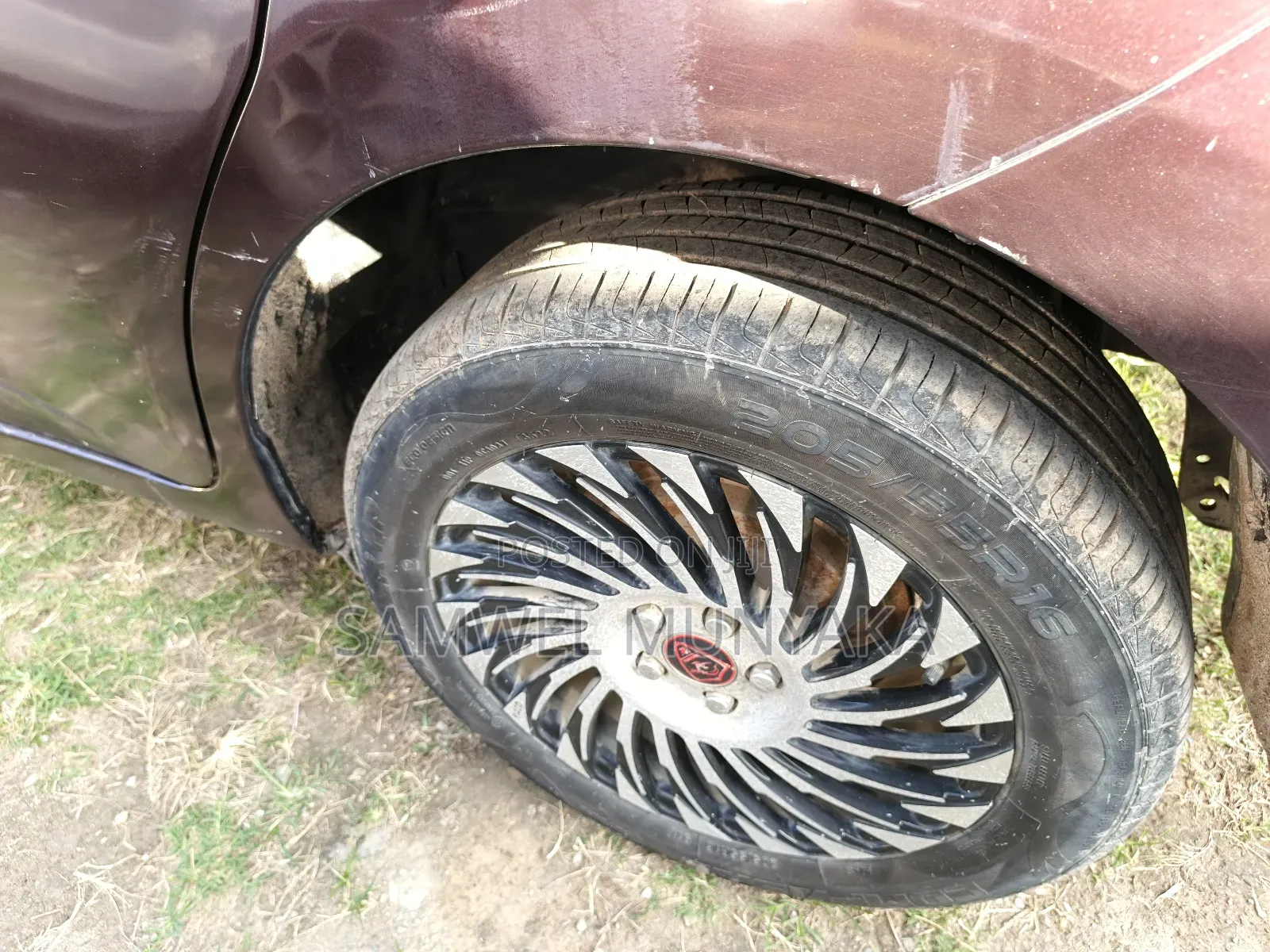 Toyota Ractis 1.5 FWD 2012 Maroon